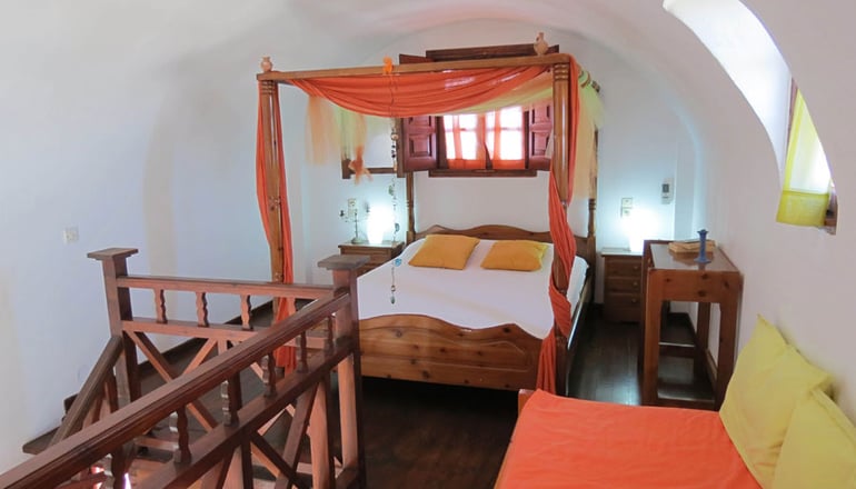 Anna Traditional Apartments - Καμάρι, Σαντορίνη